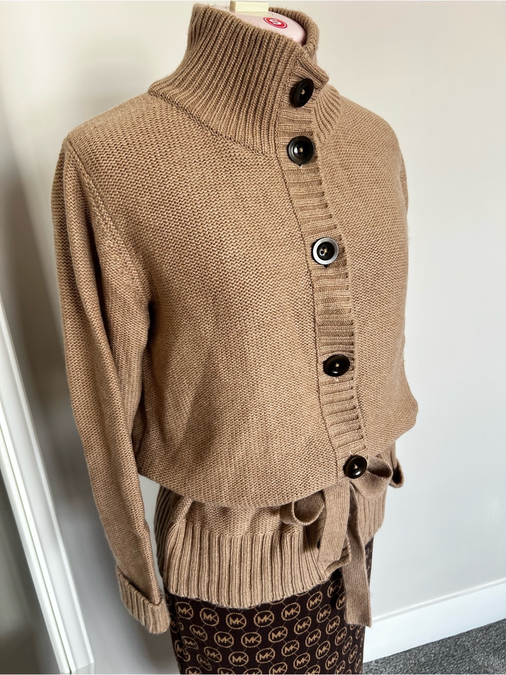 PURE collecCamel Button-Front Tie-Waist Knit Cardigan 30%cashmere,70%lambswool
